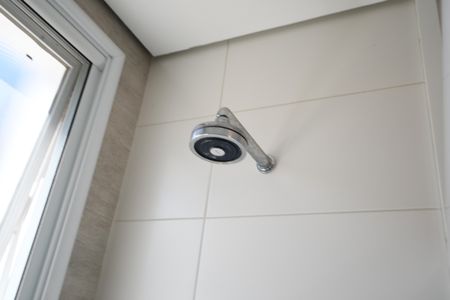 Casa de condomínio para alugar com 700m², 4 quartos e 6 vagasBanheiro da Suíte 2