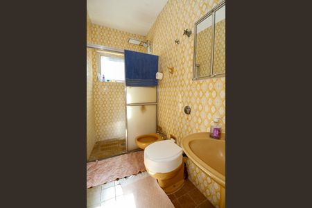 Casa à venda com 195m², 3 quartos e 2 vagasBanheiro Social