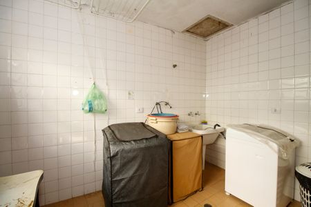 Casa à venda com 195m², 3 quartos e 2 vagasÁrea de Serviço