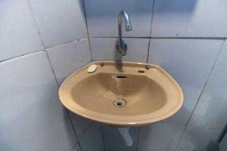 Casa à venda com 804m², 5 quartos e 1 vaga Casa à venda com 804m², 5 quartos e 1 vagaBanheiro de Serviço 2