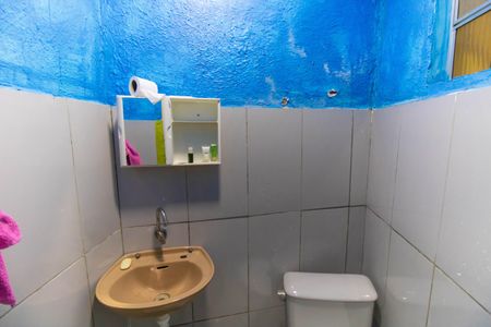 Casa à venda com 804m², 5 quartos e 1 vaga Casa à venda com 804m², 5 quartos e 1 vagaBanheiro de Serviço 2