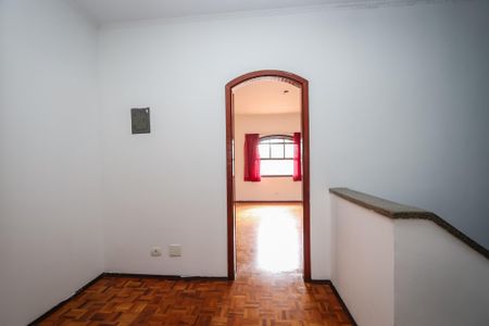 Casa para alugar com 360m², 3 quartos e 3 vagas Casa para alugar com 360m², 3 quartos e 3 vagasSala 2