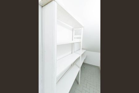 Casa à venda com 210m², 4 quartos e 2 vagas Casa à venda com 210m², 4 quartos e 2 vagasDespensa