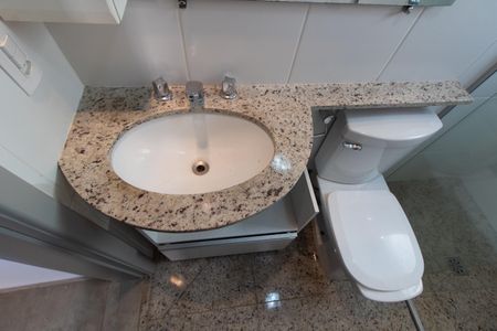 Apartamento à venda com 78m², 3 quartos e 2 vagasBanheiro da Suíte