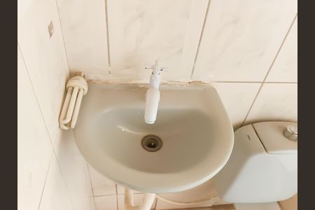 Casa de condomínio à venda com 65m², 1 quarto e sem vaga Casa de condomínio à venda com 65m², 1 quarto e sem vagaBanheiro