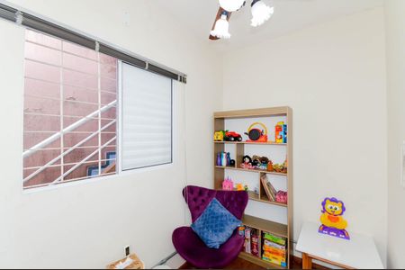 Casa à venda com 127m², 4 quartos e 2 vagas Casa à venda com 127m², 4 quartos e 2 vagasQuarto 1