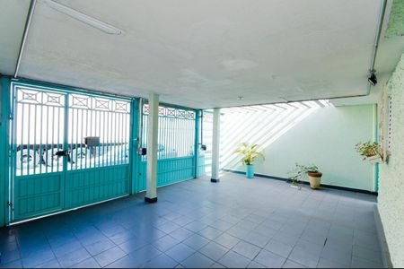 Casa à venda com 127m², 4 quartos e 2 vagas Casa à venda com 127m², 4 quartos e 2 vagasÁrea Externa