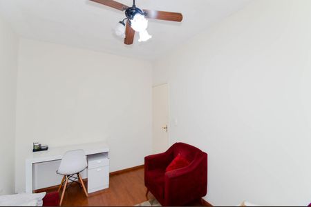 Casa à venda com 127m², 4 quartos e 2 vagas Casa à venda com 127m², 4 quartos e 2 vagasQuarto 2