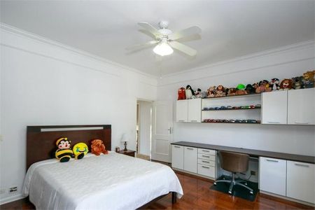 Casa à venda com 820m², 4 quartos e 6 vagas