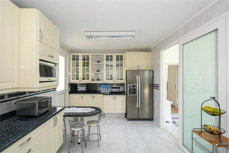 Casa à venda com 820m², 4 quartos e 6 vagas