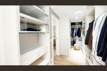 Casa à venda com 502m², 4 quartos e 6 vagas