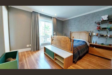 Casa à venda com 502m², 4 quartos e 6 vagas