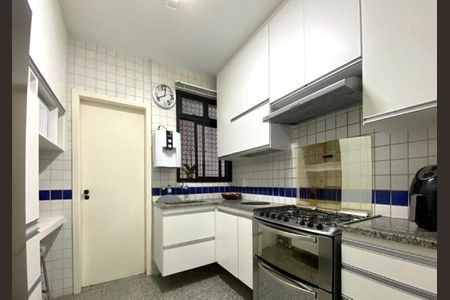 Apartamento à venda com 110m², 3 quartos e 2 vagasCozinha 