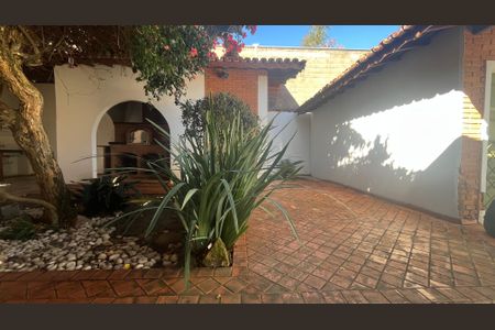 Casa à venda com 400m², 3 quartos e 5 vagasVista da Suíte 2