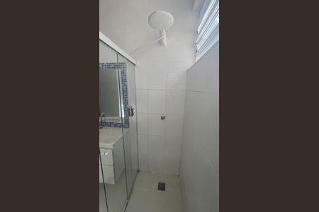 Casa à venda com 400m², 3 quartos e 5 vagasBanheiro da Suíte 2