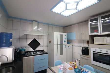 Casa à venda com 145m², 3 quartos e 2 vagasCozinha