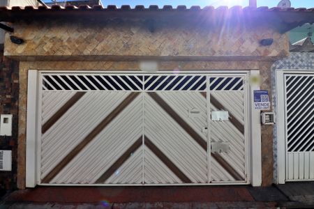 Casa à venda com 145m², 3 quartos e 2 vagasFachada e Placa