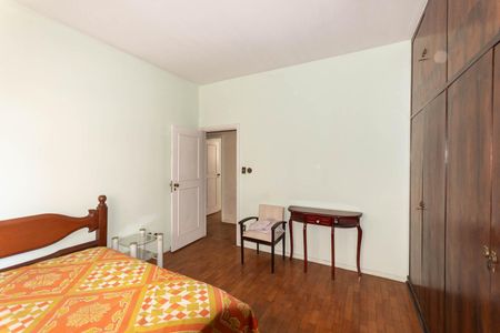 Apartamento à venda com 175m², 4 quartos e 2 vagasQuarto 2