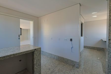 Cozinha de apartamento à venda com 4 quartos, 186m² em Serra, Belo Horizonte