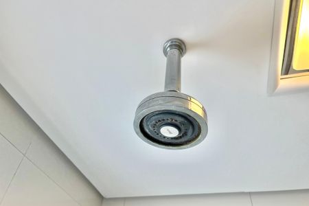 Apartamento à venda com 225m², 3 quartos e 3 vagas Apartamento à venda com 225m², 3 quartos e 3 vagasBanheiro da Suíte