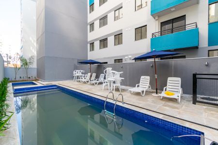 Apartamento à venda com 44m², 2 quartos e sem vaga Apartamento à venda com 44m², 2 quartos e sem vagaPiscina