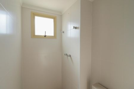 Apartamento à venda com 133m², 3 quartos e 2 vagas Apartamento à venda com 133m², 3 quartos e 2 vagasBanheiro da Suíte 1