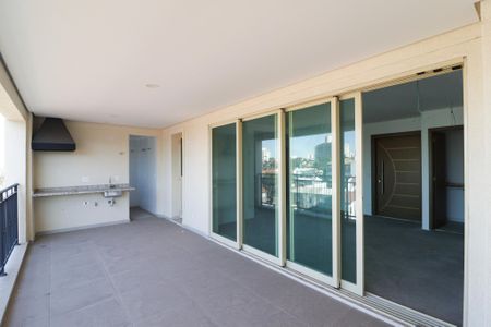 Apartamento à venda com 133m², 3 quartos e 2 vagas Apartamento à venda com 133m², 3 quartos e 2 vagasVaranda Gourmet e Área de Serviço