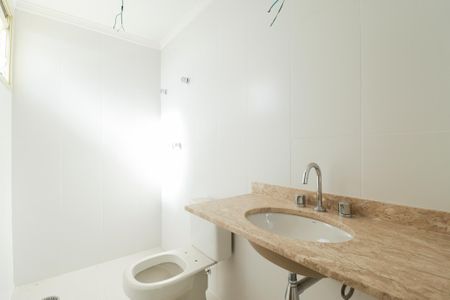 Apartamento à venda com 133m², 3 quartos e 2 vagas Apartamento à venda com 133m², 3 quartos e 2 vagasBanheiro da Suíte 2