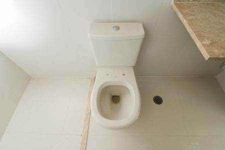 Apartamento à venda com 133m², 3 quartos e 2 vagas Apartamento à venda com 133m², 3 quartos e 2 vagasBanheiro da Suíte 2