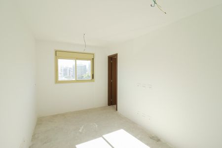 Apartamento à venda com 133m², 3 quartos e 2 vagas Apartamento à venda com 133m², 3 quartos e 2 vagasSuíte 2