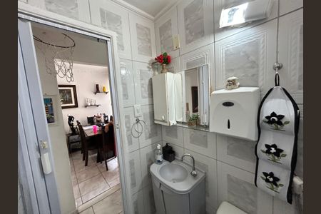 Apartamento à venda com 70m², 3 quartos e sem vagaBanheiro