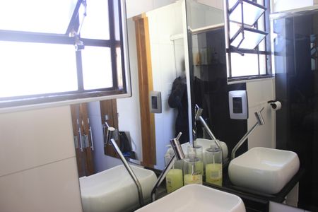 Apartamento para alugar com 50m², 2 quartos e 1 vagaBanheiro