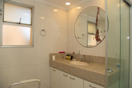 Apartamento à venda com 92m², 3 quartos e 1 vaga Apartamento à venda com 92m², 3 quartos e 1 vagaBanheiro da Suíte