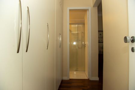 Apartamento à venda com 92m², 3 quartos e 1 vaga Apartamento à venda com 92m², 3 quartos e 1 vagaCloset