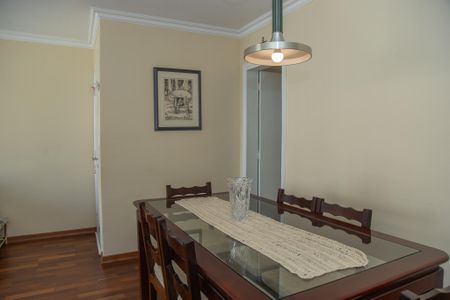 Apartamento à venda com 92m², 3 quartos e 1 vaga Apartamento à venda com 92m², 3 quartos e 1 vagaSala de Jantar
