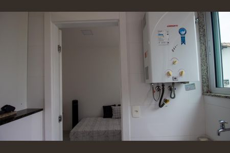 Apartamento à venda com 78m², 2 quartos e 2 vagasCozinha e Área de Serviço