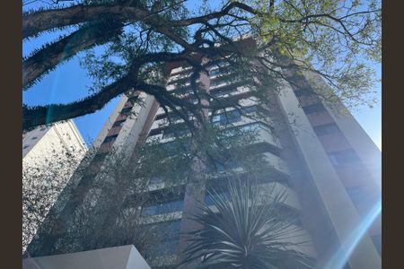 Apartamento à venda com 129m², 2 quartos e 3 vagas Apartamento à venda com 129m², 2 quartos e 3 vagasFachada do Prédio