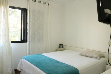 Apartamento à venda com 129m², 2 quartos e 3 vagasQuarto 2