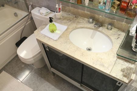 Apartamento à venda com 129m², 2 quartos e 3 vagasBanheiro