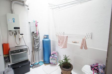 Casa à venda com 98m², 3 quartos e 1 vaga Casa à venda com 98m², 3 quartos e 1 vagaÁrea de Serviço