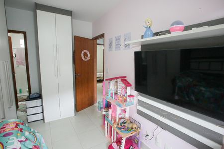 Casa à venda com 98m², 3 quartos e 1 vaga Casa à venda com 98m², 3 quartos e 1 vaga Suíte