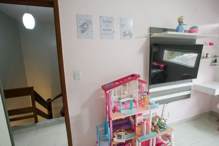 Casa à venda com 98m², 3 quartos e 1 vaga Casa à venda com 98m², 3 quartos e 1 vaga Suíte