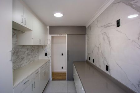 Apartamento à venda com 66m², 2 quartos e 1 vagaCozinha