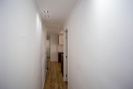 Apartamento à venda com 66m², 2 quartos e 1 vagaCorredor