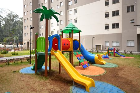 Apartamento à venda com 36m², 2 quartos e sem vagaÁrea comum - Playground