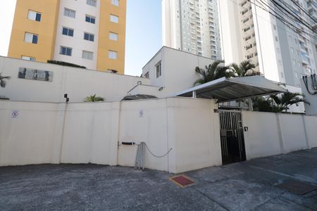 Apartamento à venda com 47m², 2 quartos e 1 vagaFachada e portaria