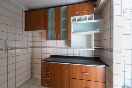 Casa de condomínio à venda com 99m², 2 quartos e 2 vagas Casa de condomínio à venda com 99m², 2 quartos e 2 vagasCozinha