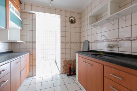 Casa de condomínio à venda com 99m², 2 quartos e 2 vagas Casa de condomínio à venda com 99m², 2 quartos e 2 vagasCozinha