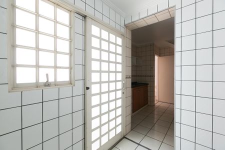 Casa de condomínio à venda com 99m², 2 quartos e 2 vagas Casa de condomínio à venda com 99m², 2 quartos e 2 vagasÁrea de Serviço