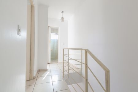 Casa de condomínio à venda com 99m², 2 quartos e 2 vagas Casa de condomínio à venda com 99m², 2 quartos e 2 vagasHall do Quarto